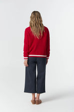 Load image into Gallery viewer, Goondiwindi - Harvest V Neck Jumper - Poinsettia/White