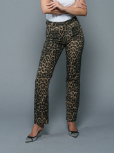 Load image into Gallery viewer, ATTE - Naomi Leopard Jean