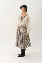 Load image into Gallery viewer, Lolly's Laundry - Bihar Blouse - Creme