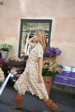 Load image into Gallery viewer, Lolly's Laundry - Blakell Midi Dress - Flower Print