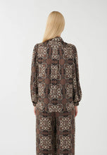 Load image into Gallery viewer, Dea Kudibal - Solitaire Blouse with Bow