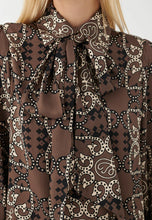 Load image into Gallery viewer, Dea Kudibal - Solitaire Blouse with Bow