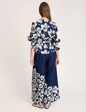 Load image into Gallery viewer, State Of Embrace - Fleur Jacket - Navy