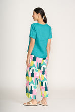 Load image into Gallery viewer, Foil - V Benefits Top