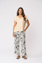 Load image into Gallery viewer, Foil - Seams Sew Top - Metallic