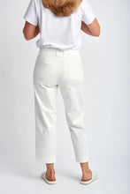 Load image into Gallery viewer, Goondiwindi - Cropped Pant - White