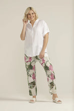 Load image into Gallery viewer, Goondiwindi - Cuffed Short Sleeve Linen Shirt - White