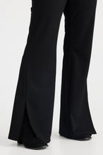 Load image into Gallery viewer, Holiday Trading & Co - Carmen Pant - Black