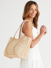 Load image into Gallery viewer, Holiday Trading & Co - Sardinia Basket - Natural