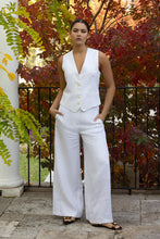 Load image into Gallery viewer, Joey The Label - Linen Gentleman Vest - Bianco