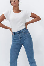 Load image into Gallery viewer, Kireina - Vacay Jean | Raw Hem