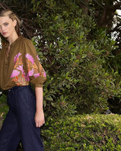 Load image into Gallery viewer, Lola - Veronika Olive Jane Shirt