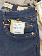 Load image into Gallery viewer, Mos Mosh - Carla Naomi Deluxe Jean - Dark Blue