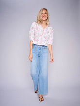 Load image into Gallery viewer, Mos Mosh - Colette Grendel Jeans - Light Blue