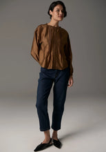 Load image into Gallery viewer, POL - Rhea Pintuck Top