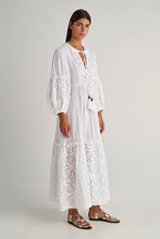 Load image into Gallery viewer, Pearl & Caviar - Mathilda Long Sleeve White Maxi Dress 5196