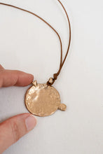 Load image into Gallery viewer, Pesci - Tondino Pendant