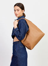 Load image into Gallery viewer, Saben - Kip Shoulder Bag - Toffee Lightly Milled