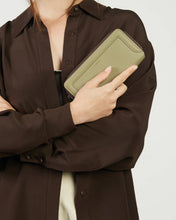 Load image into Gallery viewer, Saben - Lyric Wallet - Eucalyptus