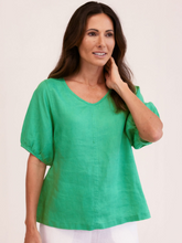 Load image into Gallery viewer, See Saw - Linen V Neck Swing Top - Emerald
