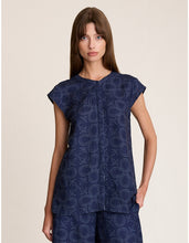 Load image into Gallery viewer, State of Embrace - Stitch Floral Cap Shirt - Navy