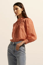 Load image into Gallery viewer, Zoe Kratzmann - Faze Top - Apricot