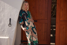 Load image into Gallery viewer, Zoe Kratzmann - Gesture Pant - Organic Botanic