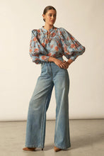 Load image into Gallery viewer, Zoe Kratzmann - Vista Top