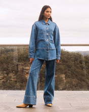 Load image into Gallery viewer, Zoe Kratzmann | Magnet Jean | Mid Denim