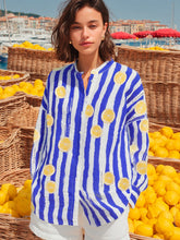 Load image into Gallery viewer, Vilagallo - Mao Lemonade Shirt
