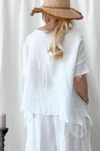 Load image into Gallery viewer, Bohemiana - Hana Linen Shirt
