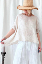 Load image into Gallery viewer, Bohemiana - Hana Linen Shirt
