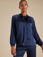 Load image into Gallery viewer, Alessandra - Analise Top Silk - Navy
