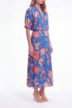 Load image into Gallery viewer, The Dreamer Label - Amalia Valencia Blouse
