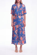 Load image into Gallery viewer, The Dreamer Label - Amalia Valencia Blouse
