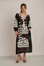 Load image into Gallery viewer, Anannasa - Awana Dress - Black

