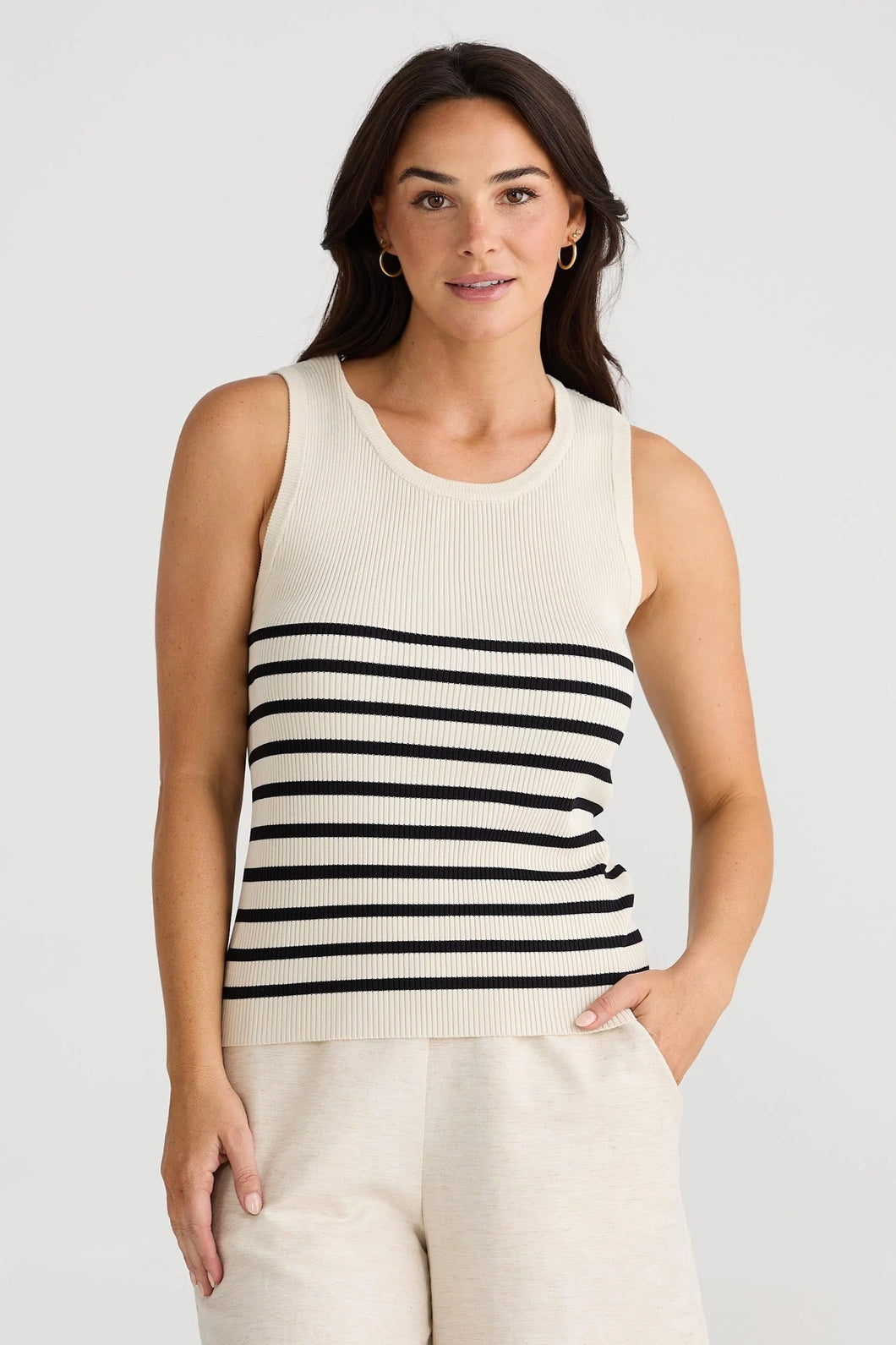 Brave & True - Amba Tank