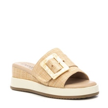 Load image into Gallery viewer, Carmela - 162228 Beige Slide

