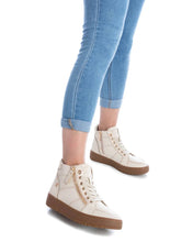 Load image into Gallery viewer, Carmela - High Top Sneakers - Ice
