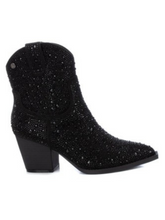 Load image into Gallery viewer, Carmela - Studded Boots - Black
