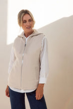 Load image into Gallery viewer, See Saw - 100% Wool Zip Front Vest

