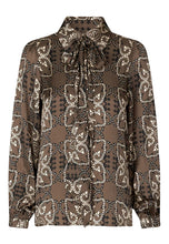 Load image into Gallery viewer, Dea Kudibal - Solitaire Blouse with Bow
