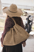 Load image into Gallery viewer, Fitia Large Bag
