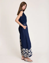 Load image into Gallery viewer, State Of Embrace - Fleur Pant - Navy
