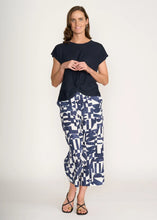 Load image into Gallery viewer, Foil - Do The Twist Top
