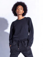 Load image into Gallery viewer, Funky Staff - Shirt Eva
