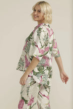 Load image into Gallery viewer, Goondiwindi - Boxy Linen Shirt - Pink Palm Print
