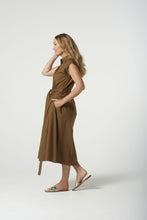 Load image into Gallery viewer, Goondiwindi - Sleeveless Shirt Dress - Otter
