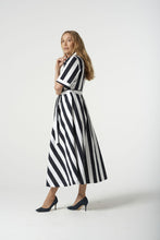 Load image into Gallery viewer, Goondiwindi - Thick Stripe Dress - Navy
