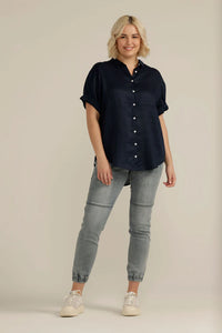 Goondiwindi - Cuffed Short Sleeve Linen Shirt - Navy